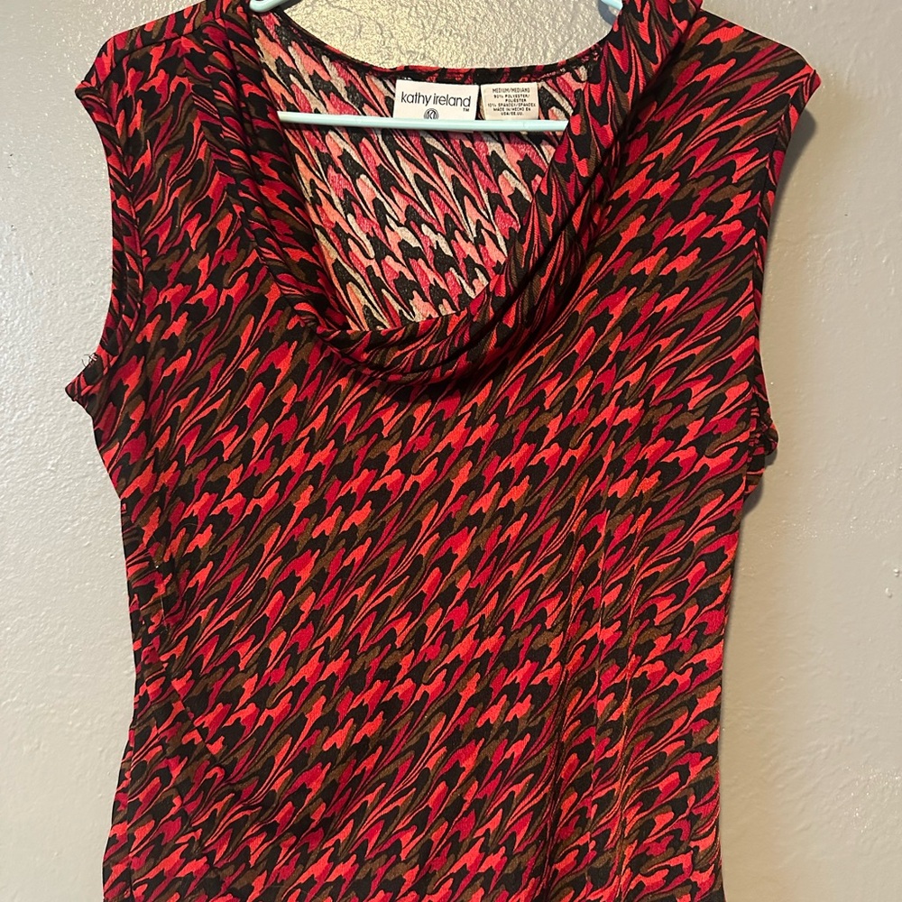 Kathy Ireland Vibrant Red and Black Blouse
